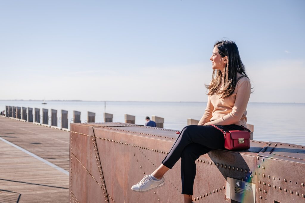 HD water wallpapers, women images & pictures, human, people images & pictures, clothing, apparel, shoe, footwear, sitting, bridge, building, female