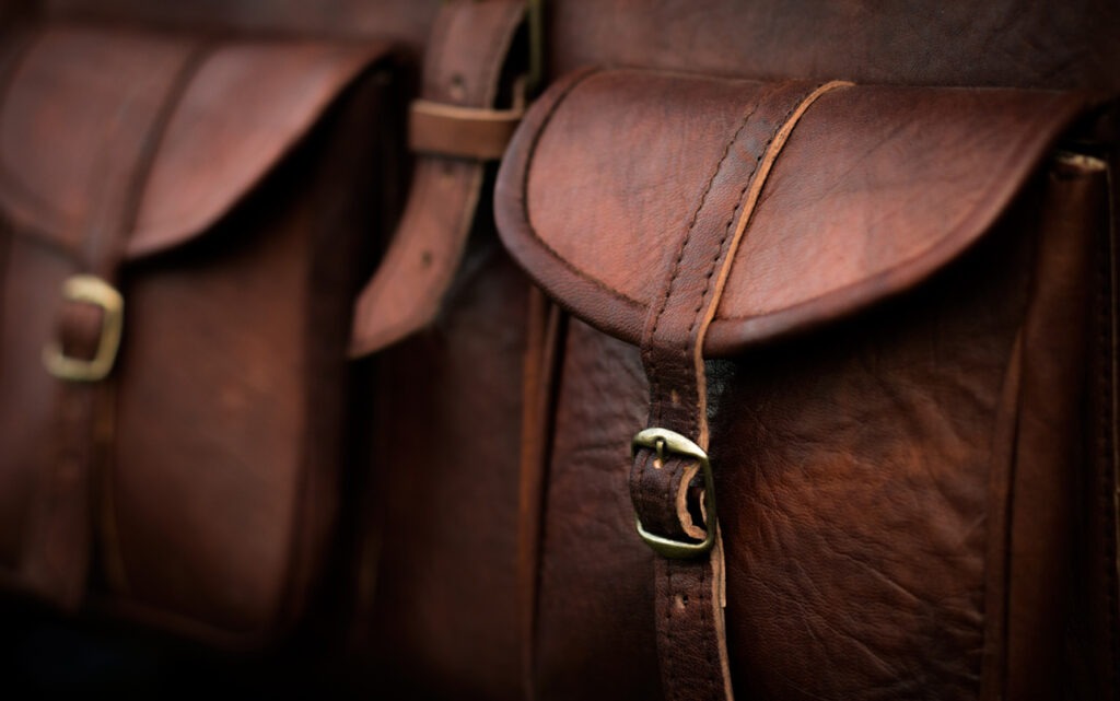 leather, bag, purse, brown, change purse, personal accessory, strap, ancient, antique, buckle